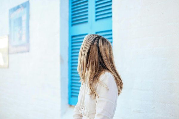 Chic Comfort on Cobblestones: Your Definitive Guide to Fashionable Heels for Urban UK Walks